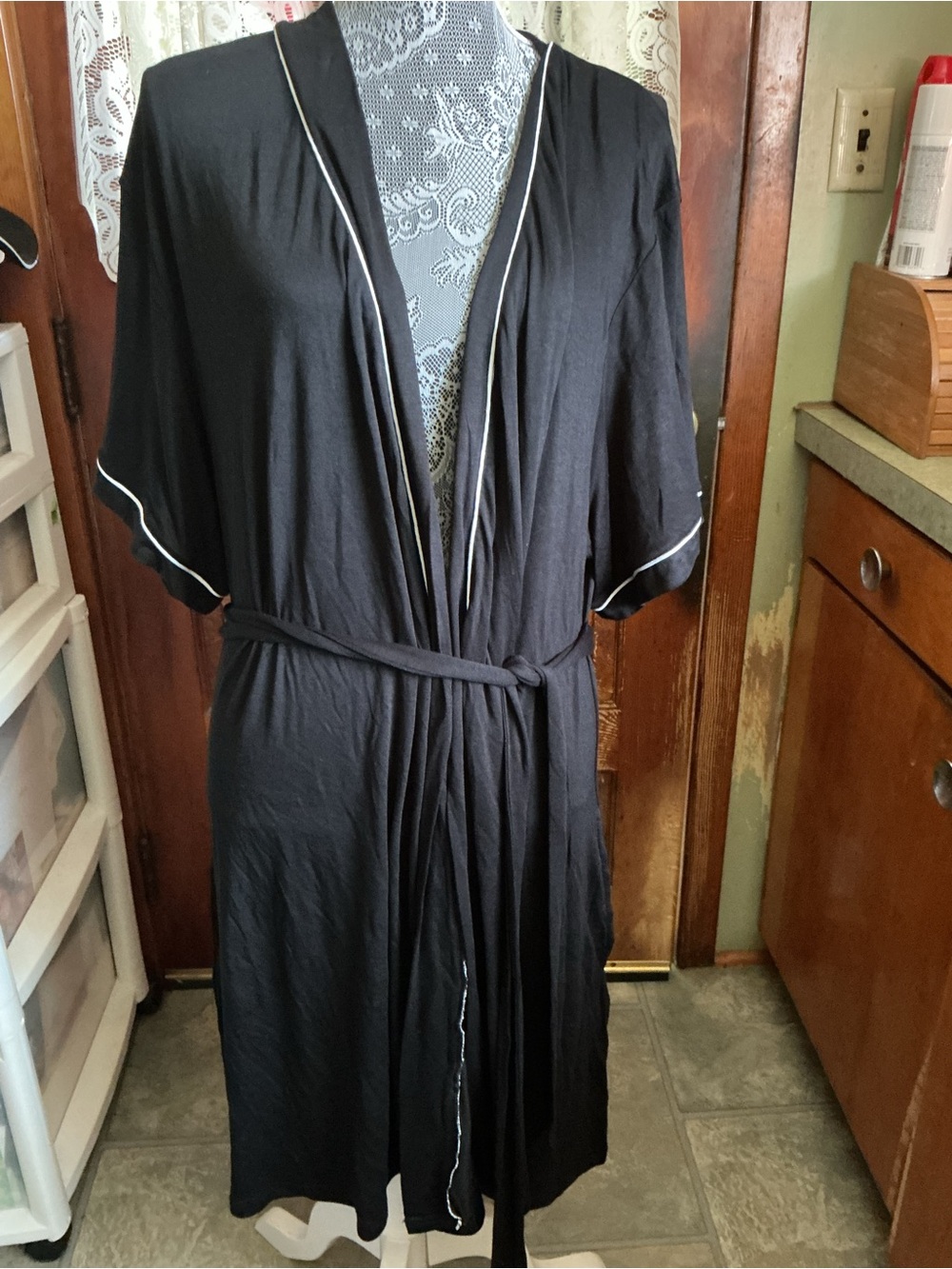 Serra Black Robe with White Piped Trim and Tie Belt